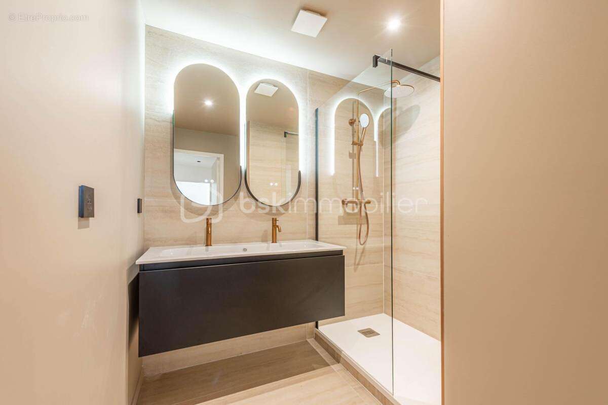 Exclusif appartement duplex 102 m2 type 4 pieces proche centre annecy - photo 9