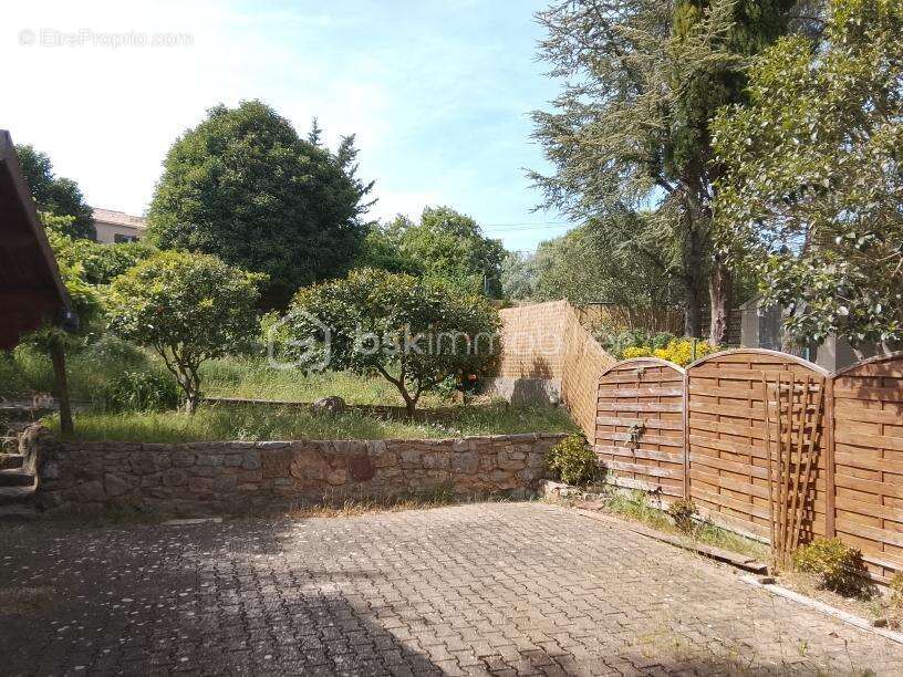 Appartement à HYERES