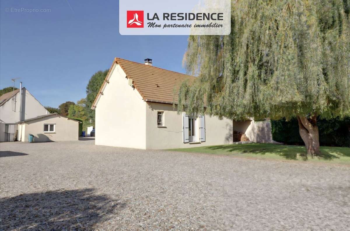 Maison à CROTH