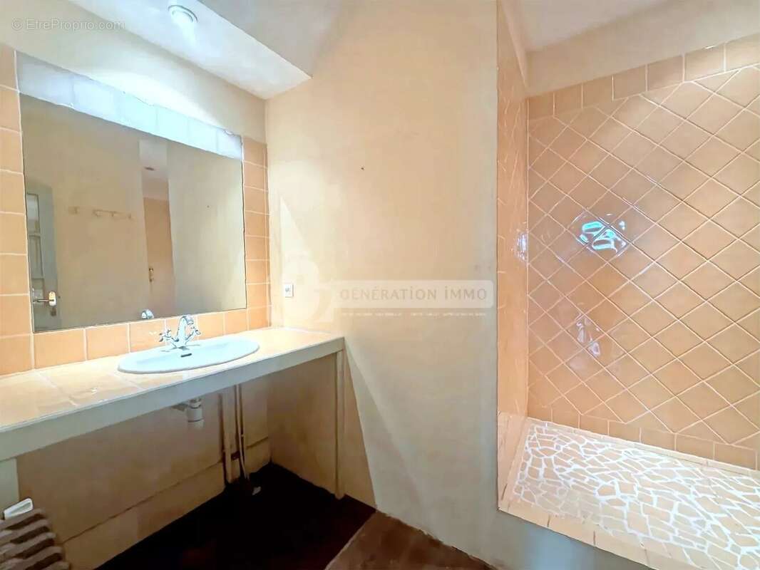 Appartement à AIGUES-MORTES