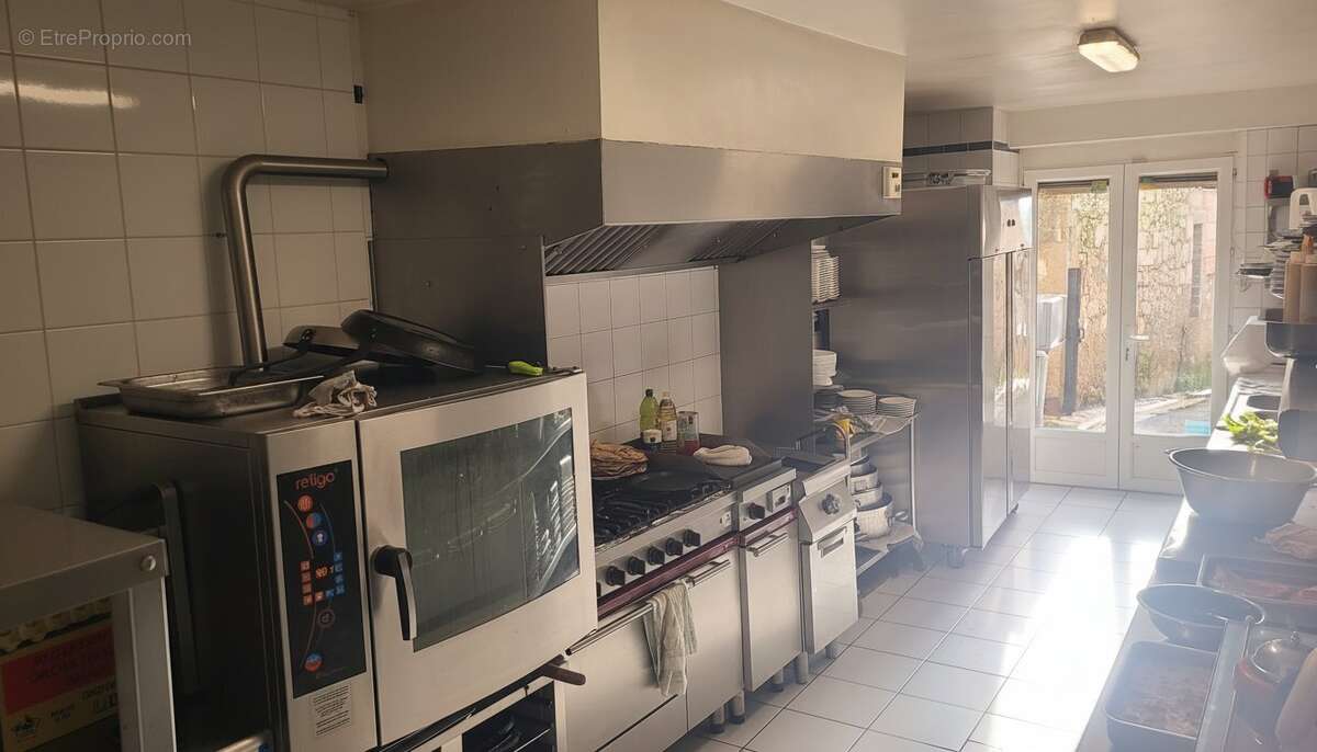 Bar - Restaurant avec logements - Emplacement central - Castelsagrat (82) - photo 4