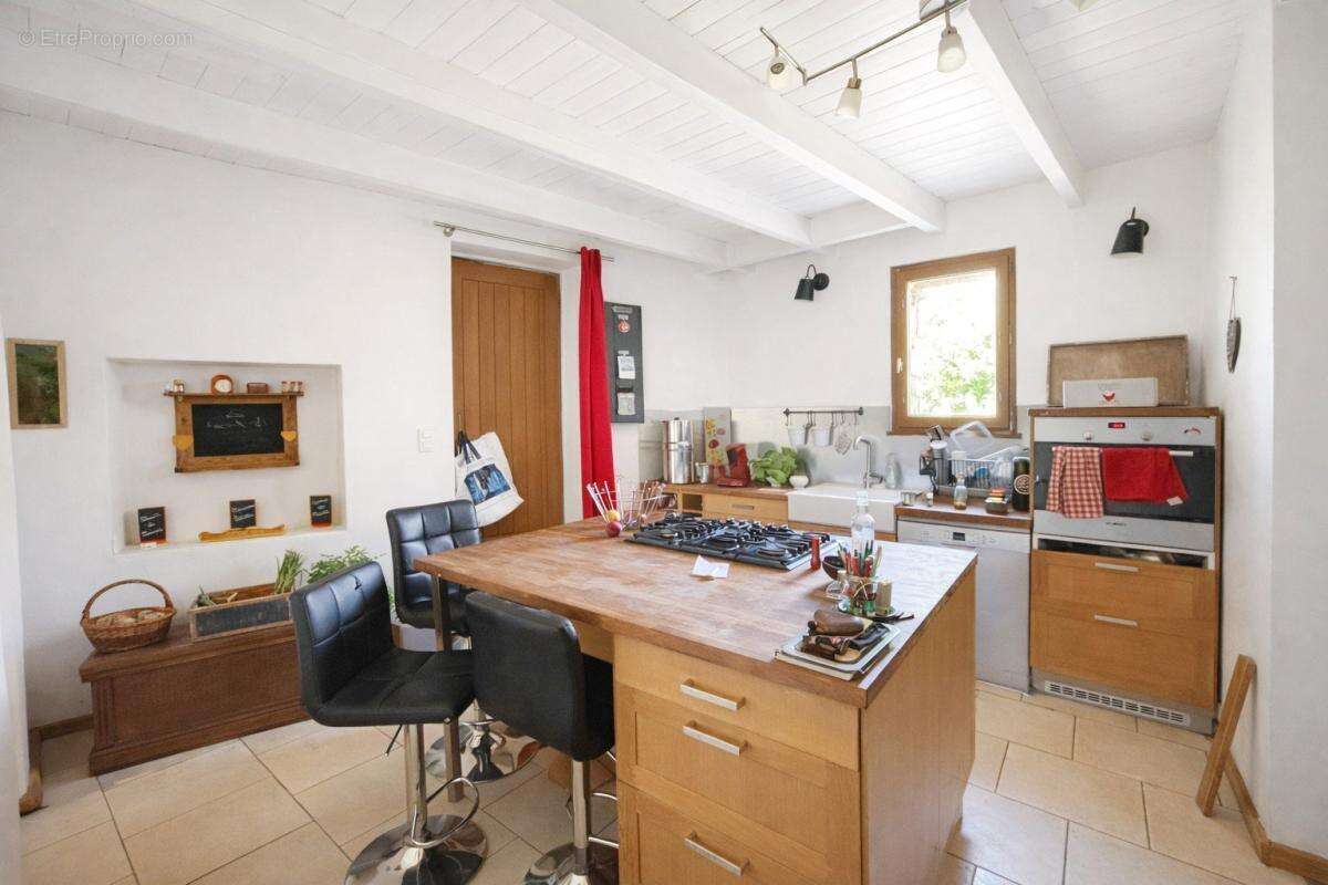 Maison à VENTOUSE