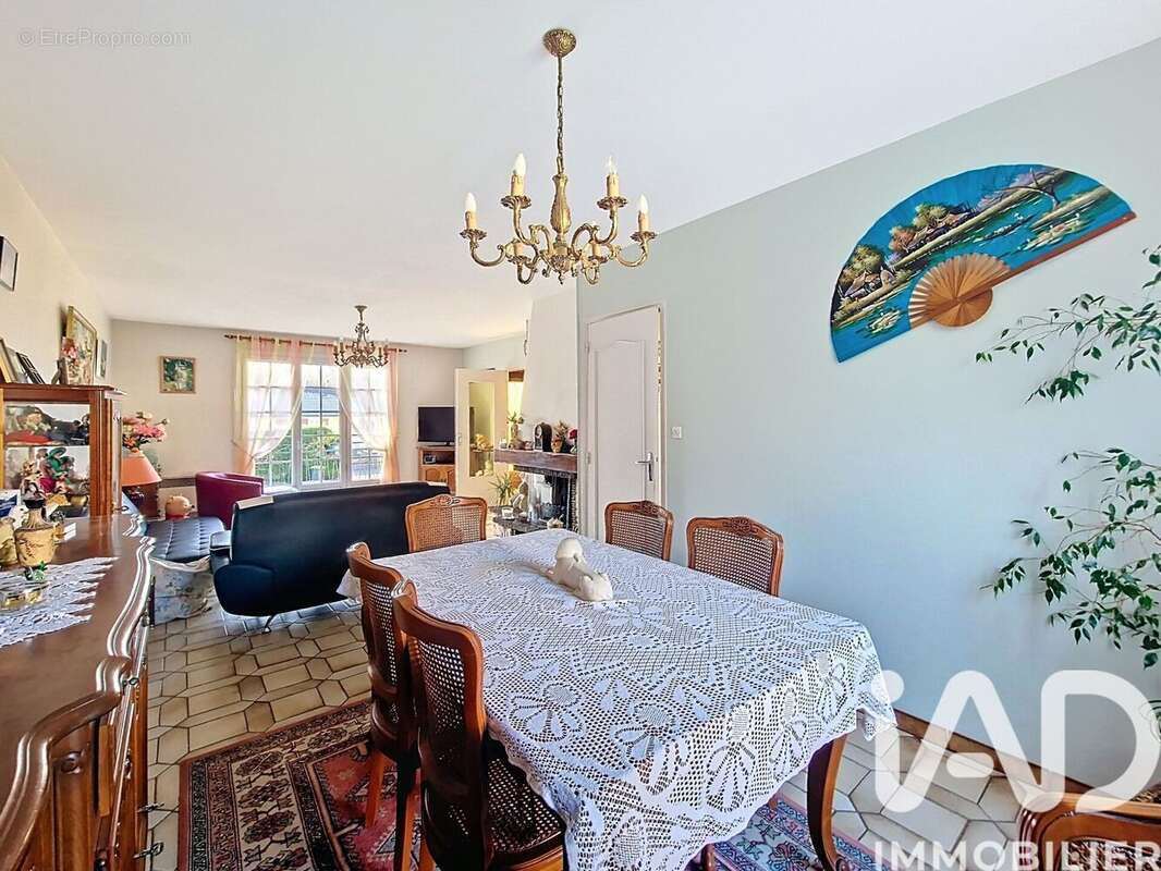 Photo 9 - Maison à SAINT-FARGEAU-PONTHIERRY