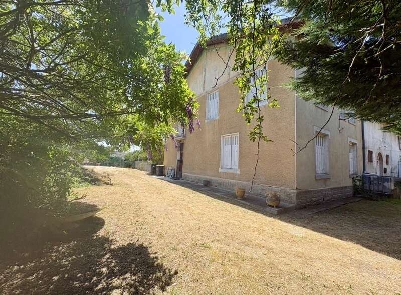 Maison à TARBES