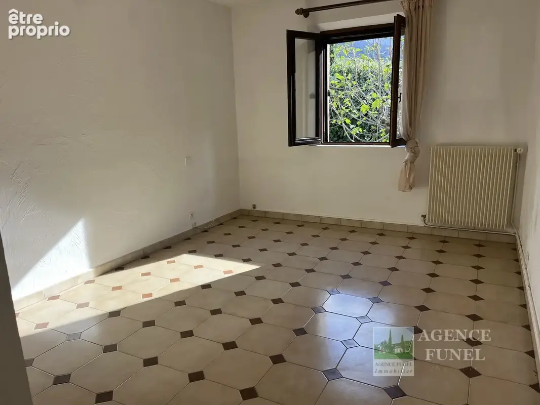 St Vallier-de-Thiey, Villa Individuelle de Plain-pied - Fort potentiel - Terrain 1050 m2 - photo 9