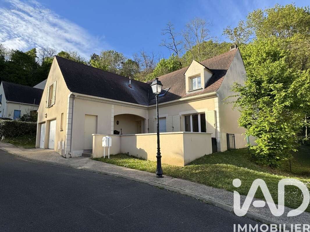 Photo 6 - Maison à VAUHALLAN