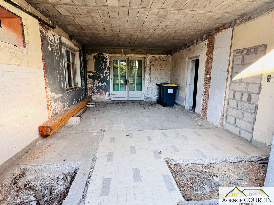 Ensemble immobilier - photo 23