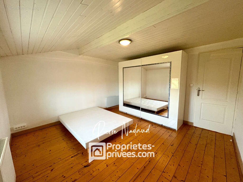 Maison à SAINT-EMILION