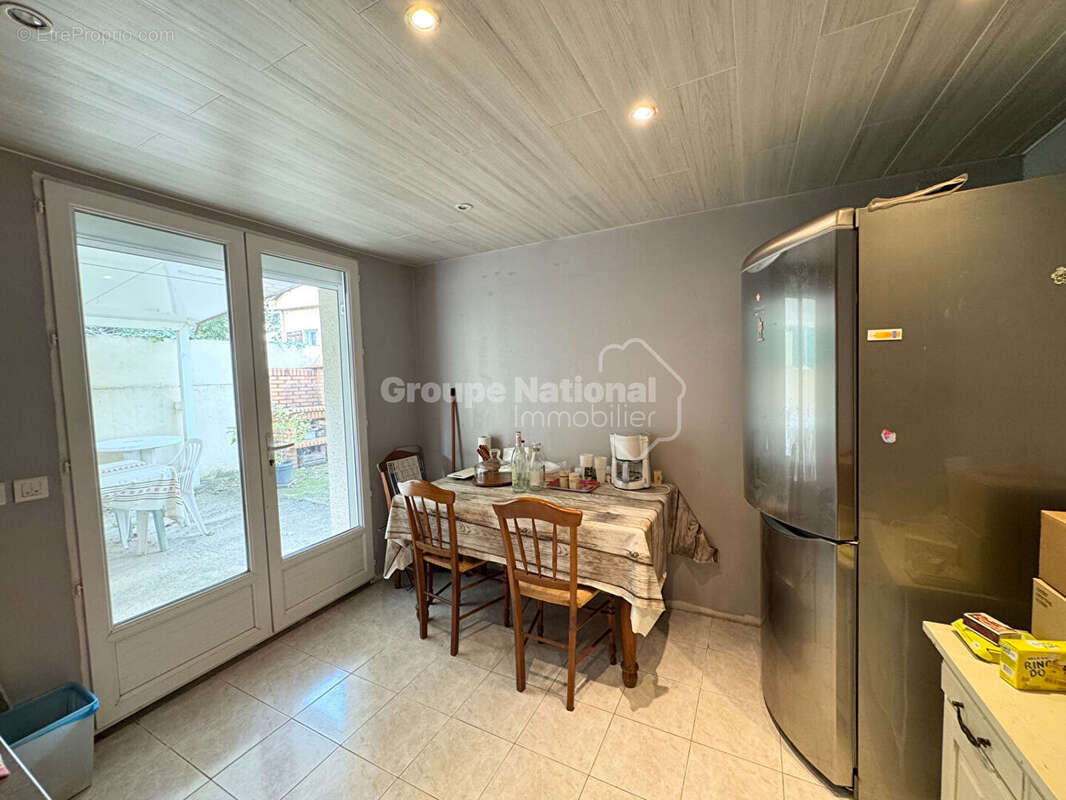 Maison à BAGNOLS-SUR-CEZE