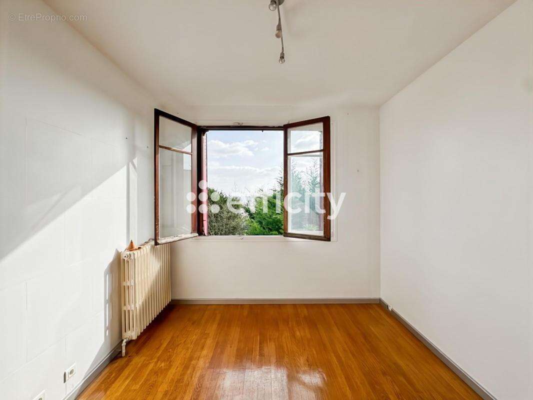 Maison à ROSNY-SOUS-BOIS