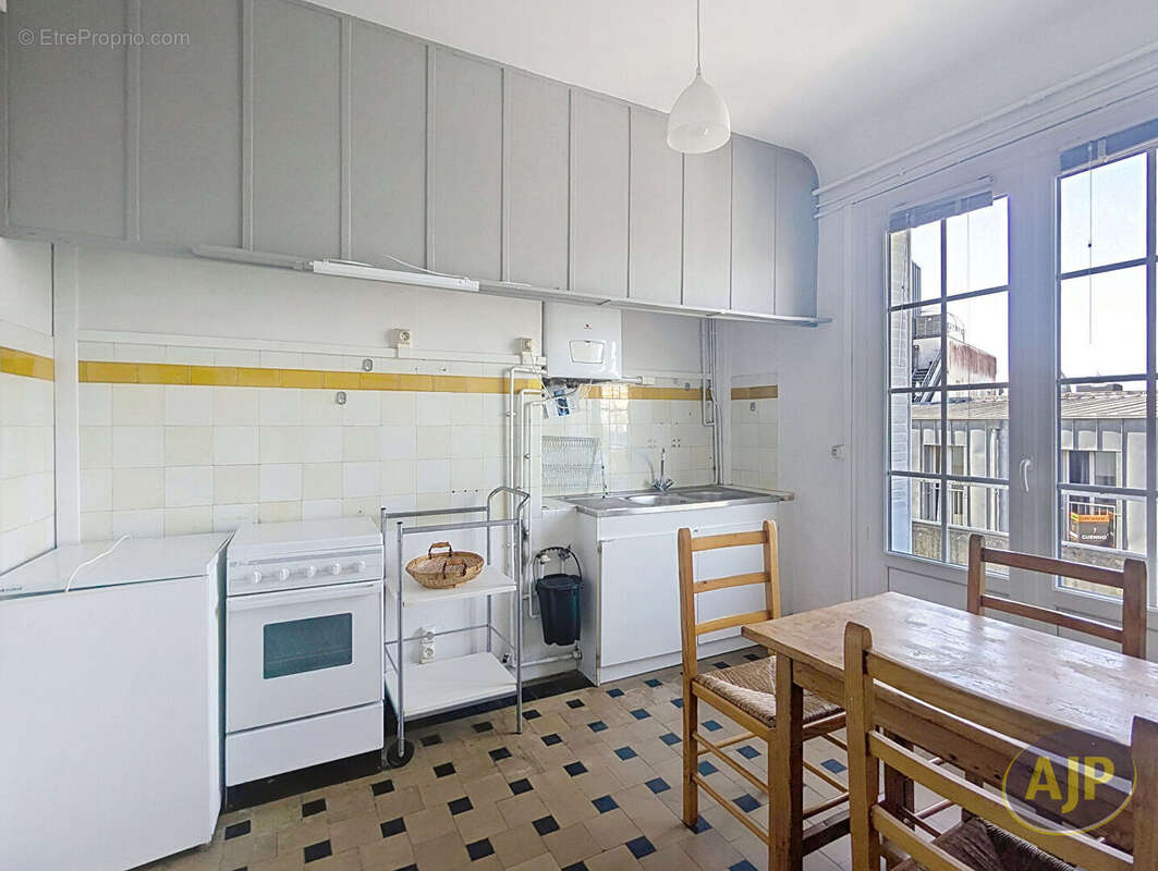 Studio avec balcon Centre Ville - photo 6
