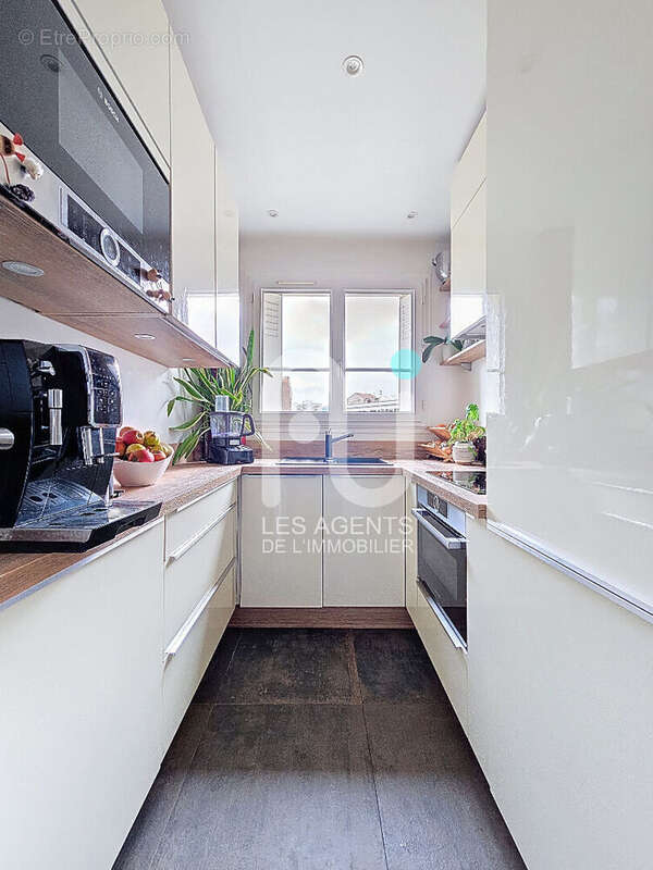 Appartement à ASNIERES-SUR-SEINE