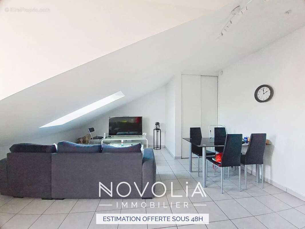 Appartement à VAULX-EN-VELIN