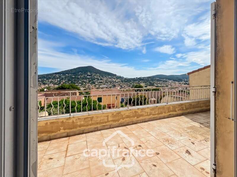 Maison à CARQUEIRANNE