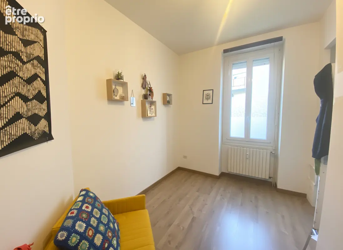 Lots de 2 LOCAUX PROFESSIONNELS DIJON 3 Pièces 45.07 m² + studio 20m² + bûcher +2 caves - photo 4
