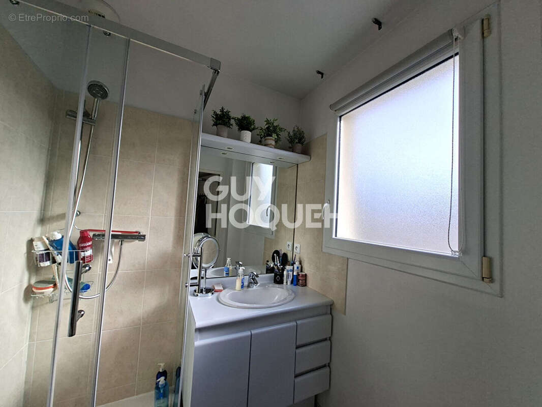 Maison à L&#039;HAY-LES-ROSES