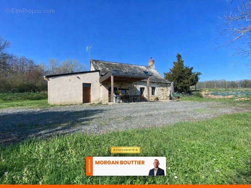 Maison à FONTAINE-GUERIN