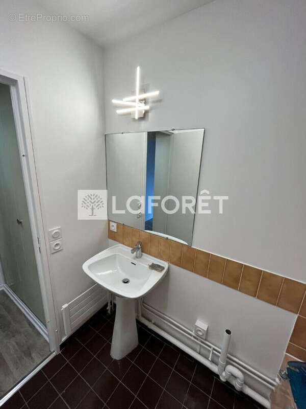 Appartement à PARIS-20E