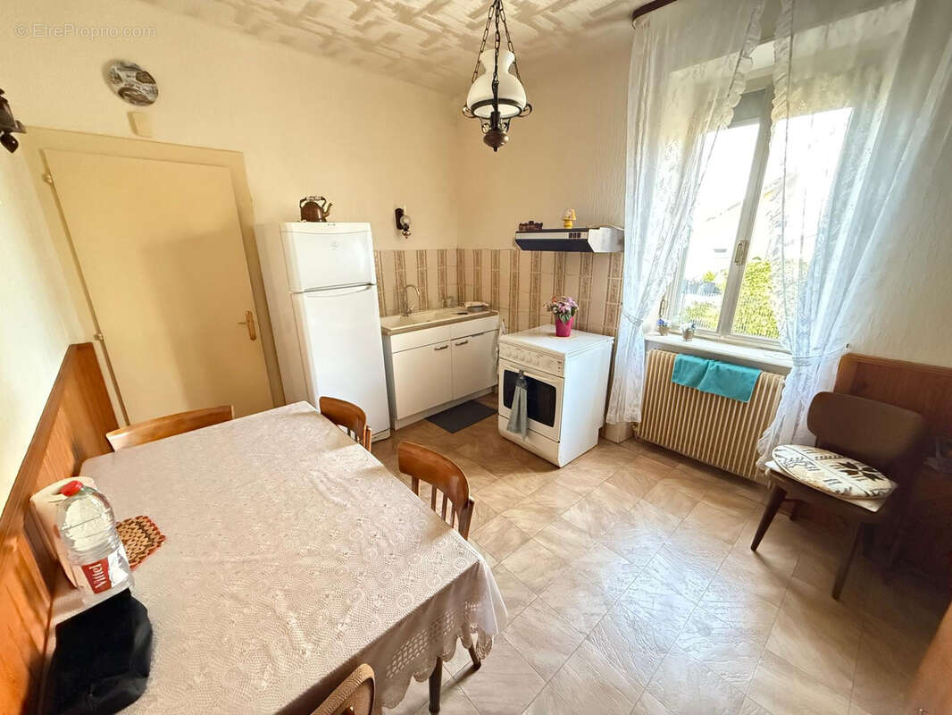 Maison à SAINTE-MARIE-AUX-CHENES