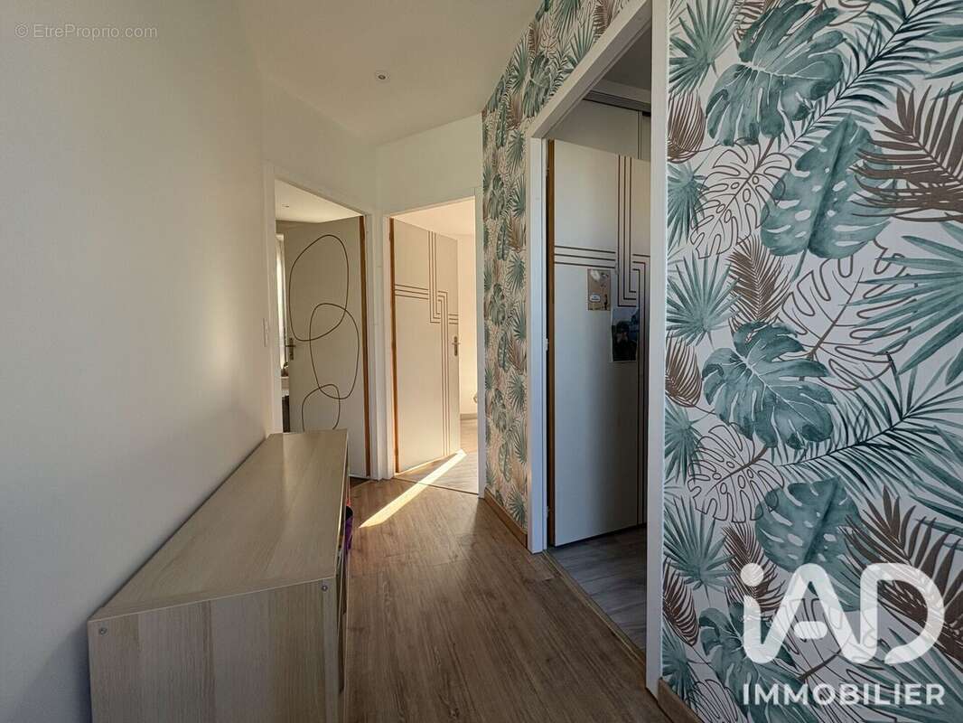 Maison 77 m² à Rouans  - photo 9