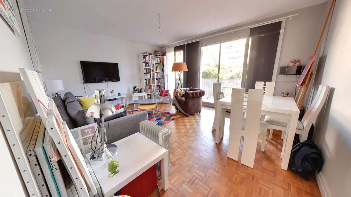 Appartement à BRY-SUR-MARNE