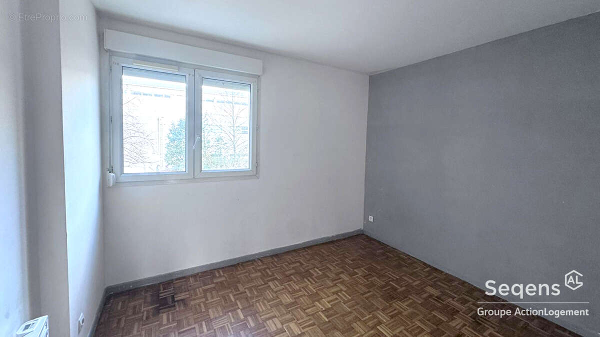 Appartement à DUGNY