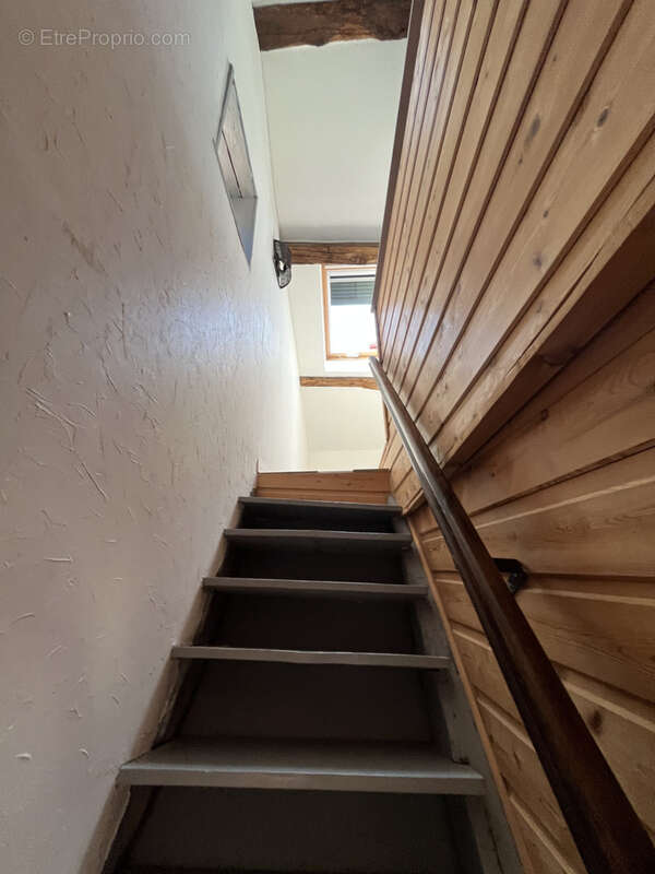 Maison à COMPREIGNAC