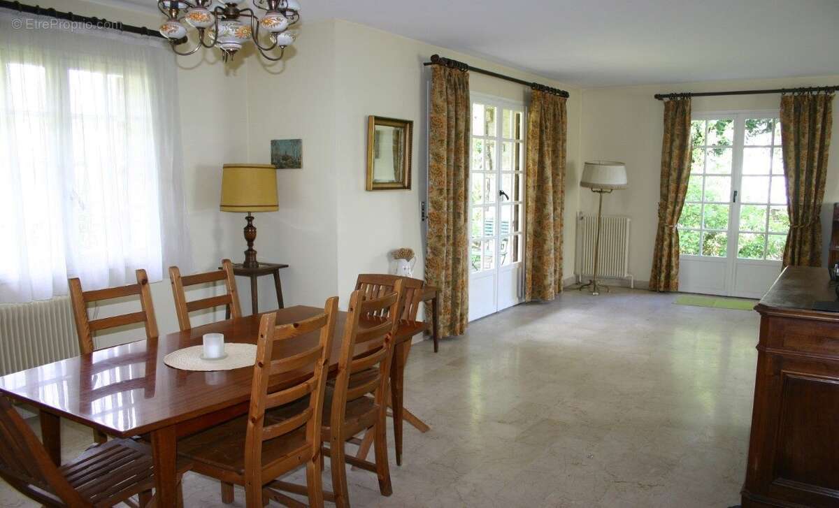 Maison 188 m² à Sevran  - photo 5
