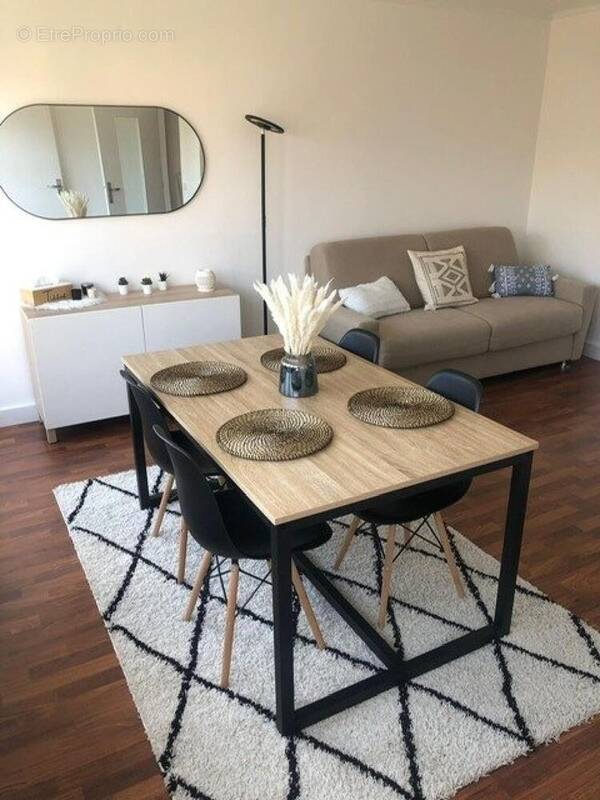 Photo 1 - Appartement à SAINT-MAUR-DES-FOSSES