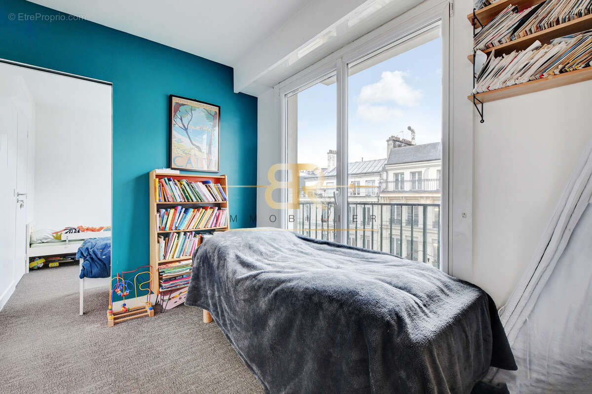Appartement à PARIS-10E