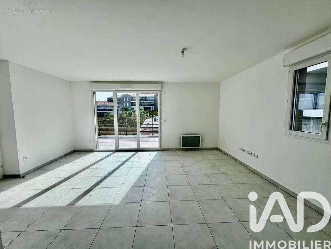 Photo 2 - Appartement à COGOLIN