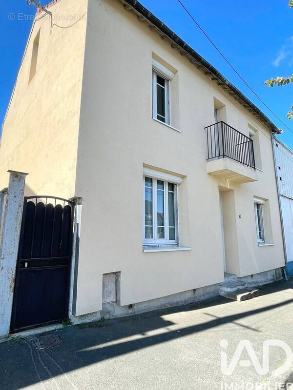 Photo 1 - Maison à CHATEAU-LA-VALLIERE