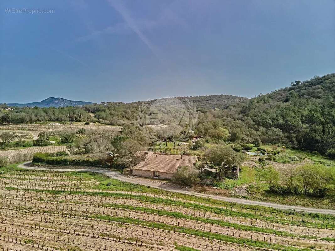 Maison à PLAN-DE-LA-TOUR