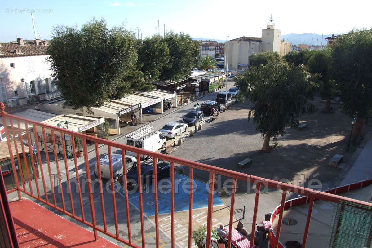 Appartement à GRIMAUD