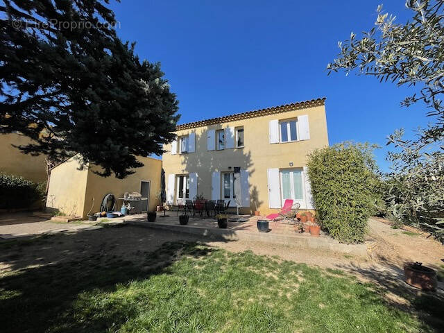 Maison à VILLENEUVE