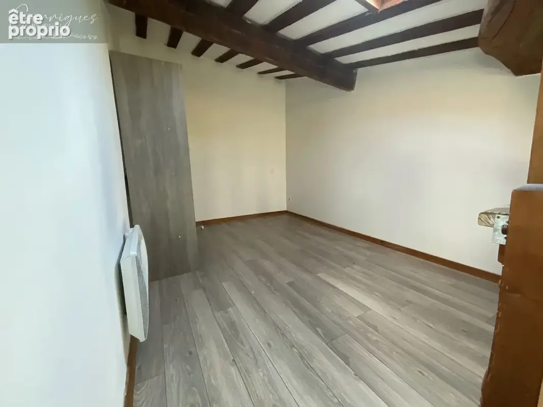 Bernis, appartement 2 pièces. - photo 9