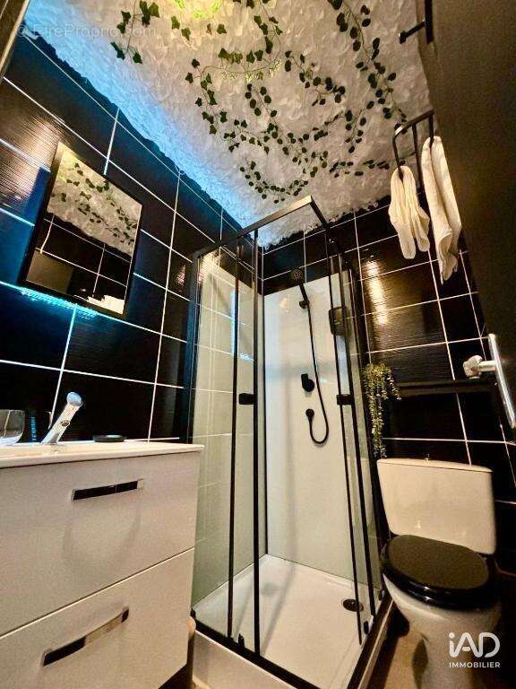 Photo 8 - Commerce à SEVERAC-LE-CHATEAU