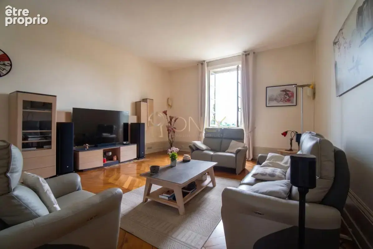 Liergues - Appartement T4 - Centre Village - photo 5