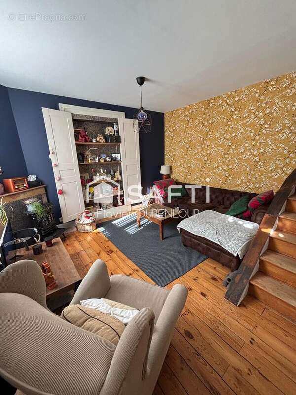 Maison 94 m² à Celles-Sur-Durolle  - photo 2