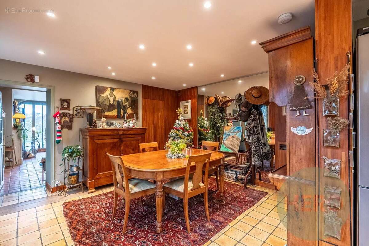 Maison à MONTFORT-L'AMAURY