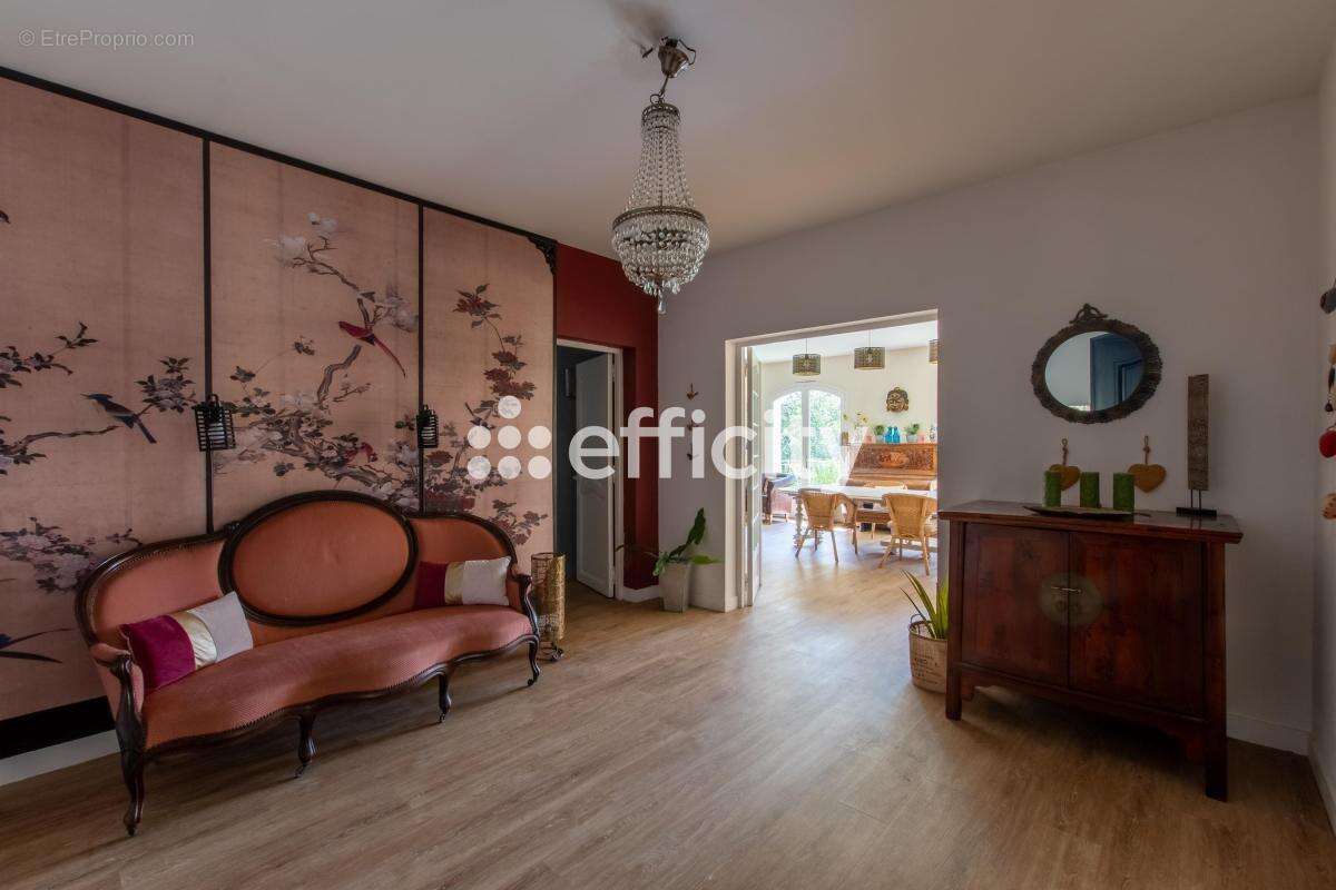 Maison à CASTELNAU-LE-LEZ