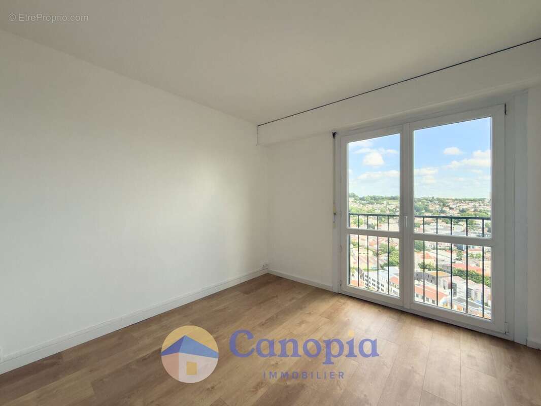 Appartement à CACHAN