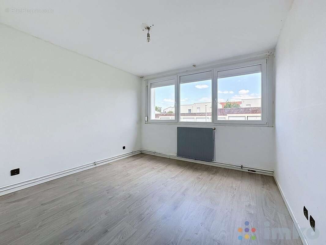 Appartement 57 m² à Wattrelos  - photo 4