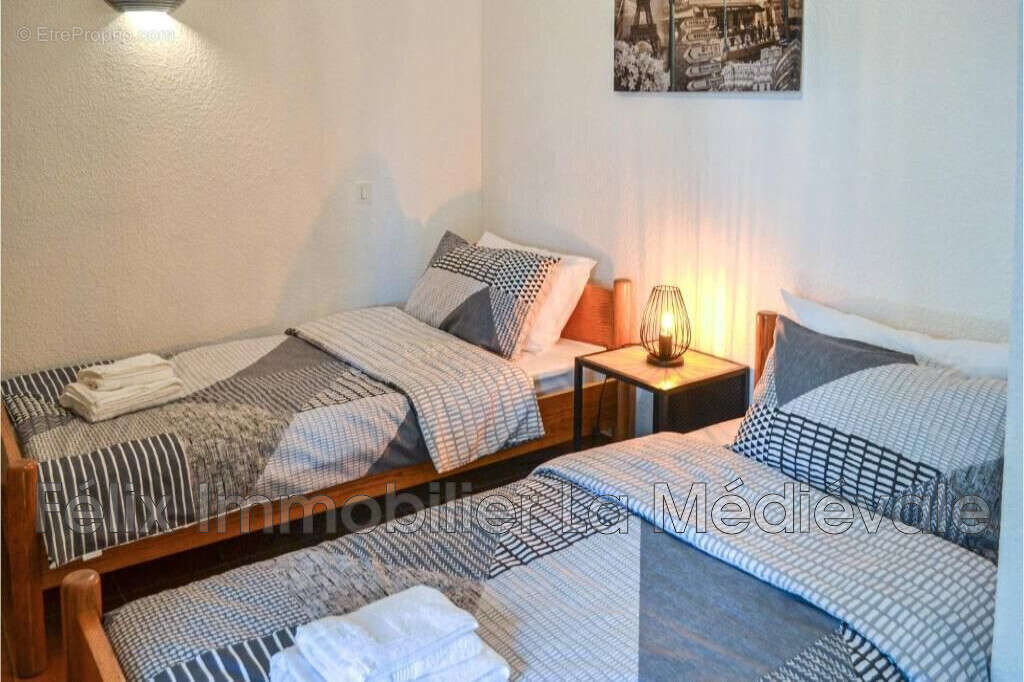 Maison 185 m² à Vitrac  - photo 7