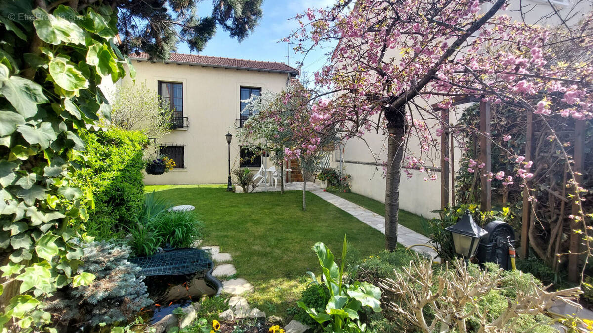 Maison à COLOMBES