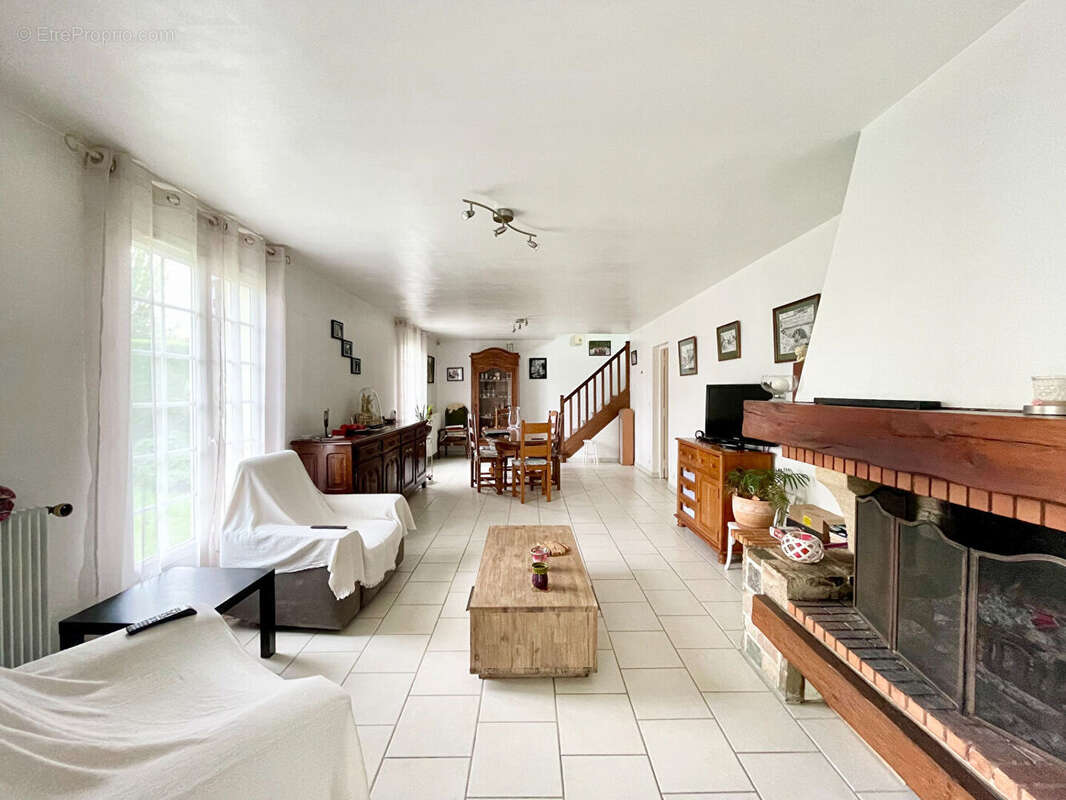 Maison à GRISY-LES-PLATRES