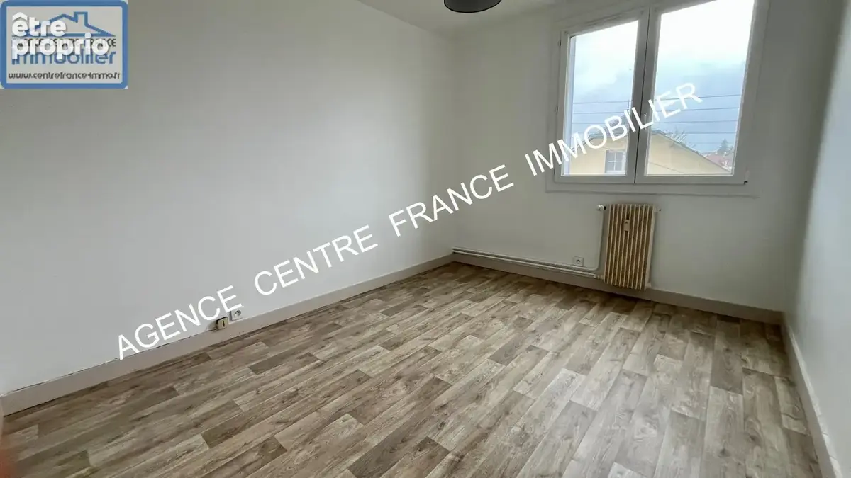 Appartement de 3 pièces centre-ville au calme avec parking - photo 6