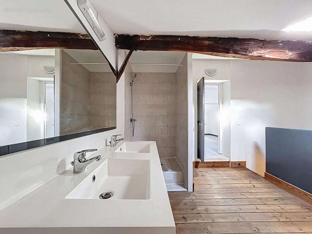 Appartement à TRETS