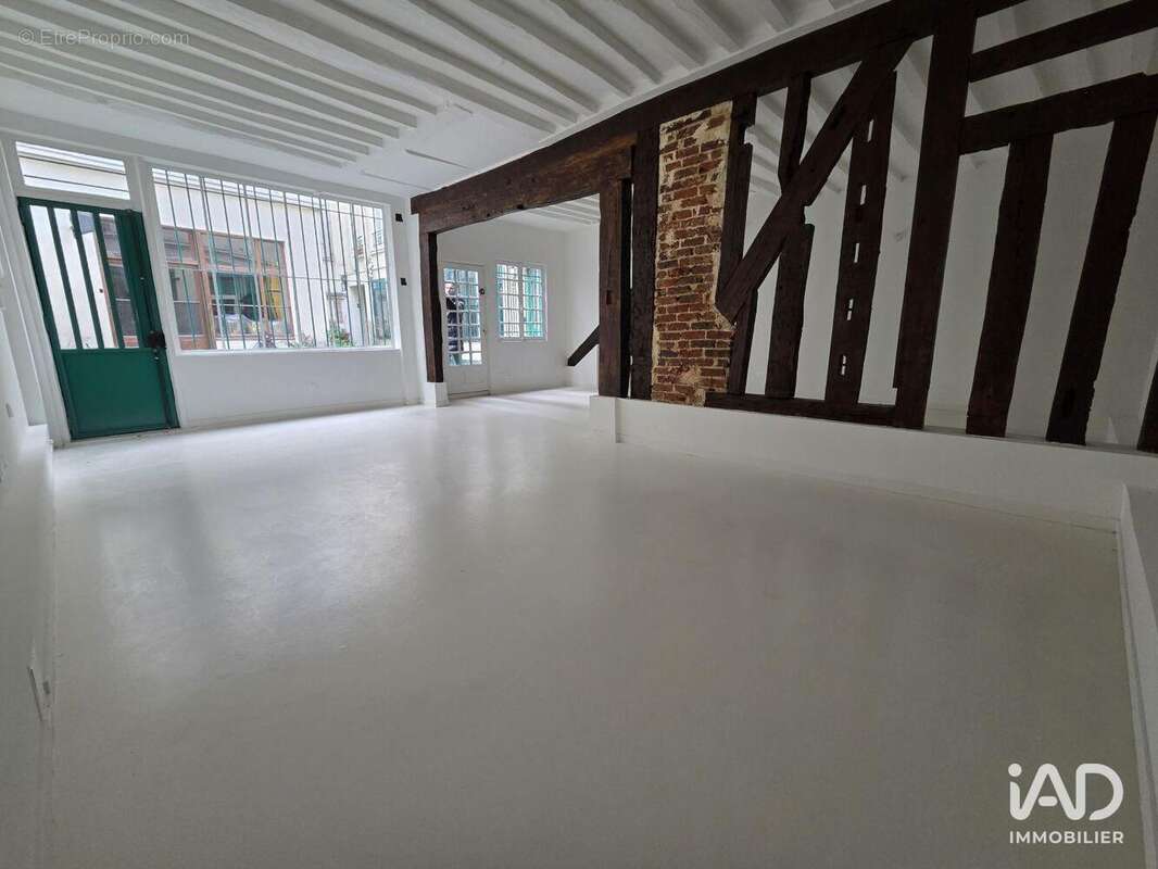 Photo 4 - Commerce à PARIS-11E