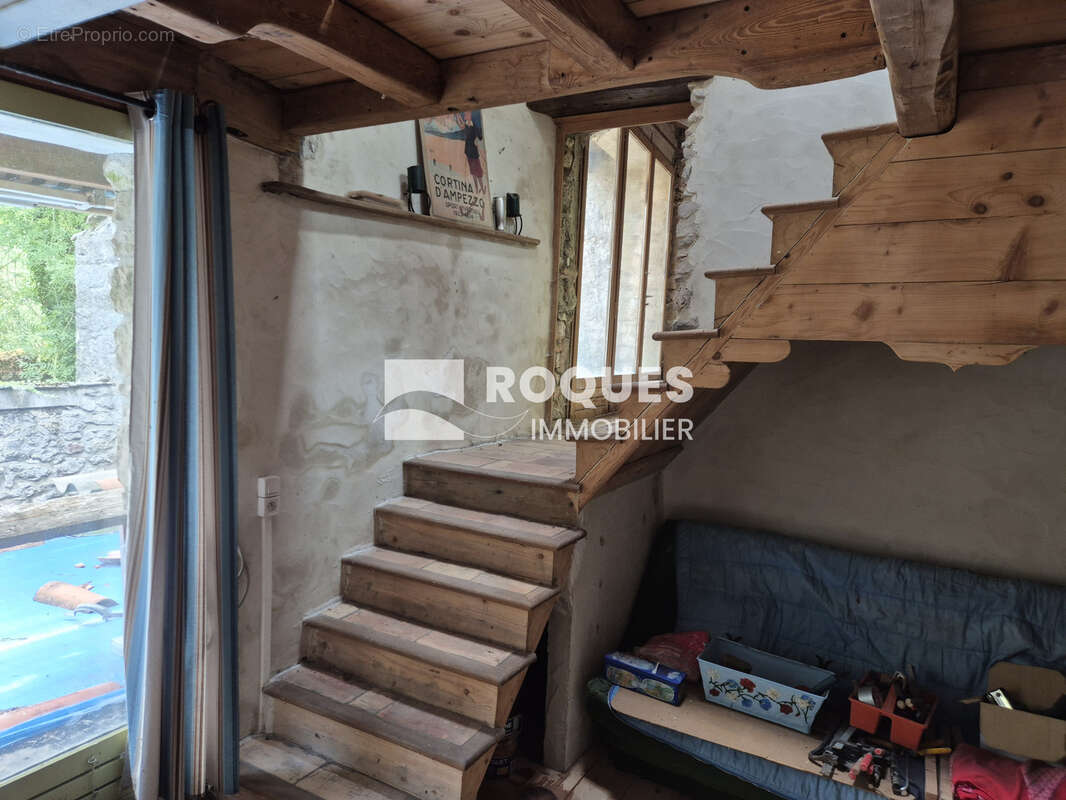 A VENDRE, 15 minutes LE CAYLAR, sur le plateau du Larzac, maison de caractére à rénover avec dépendance et jar - photo 19